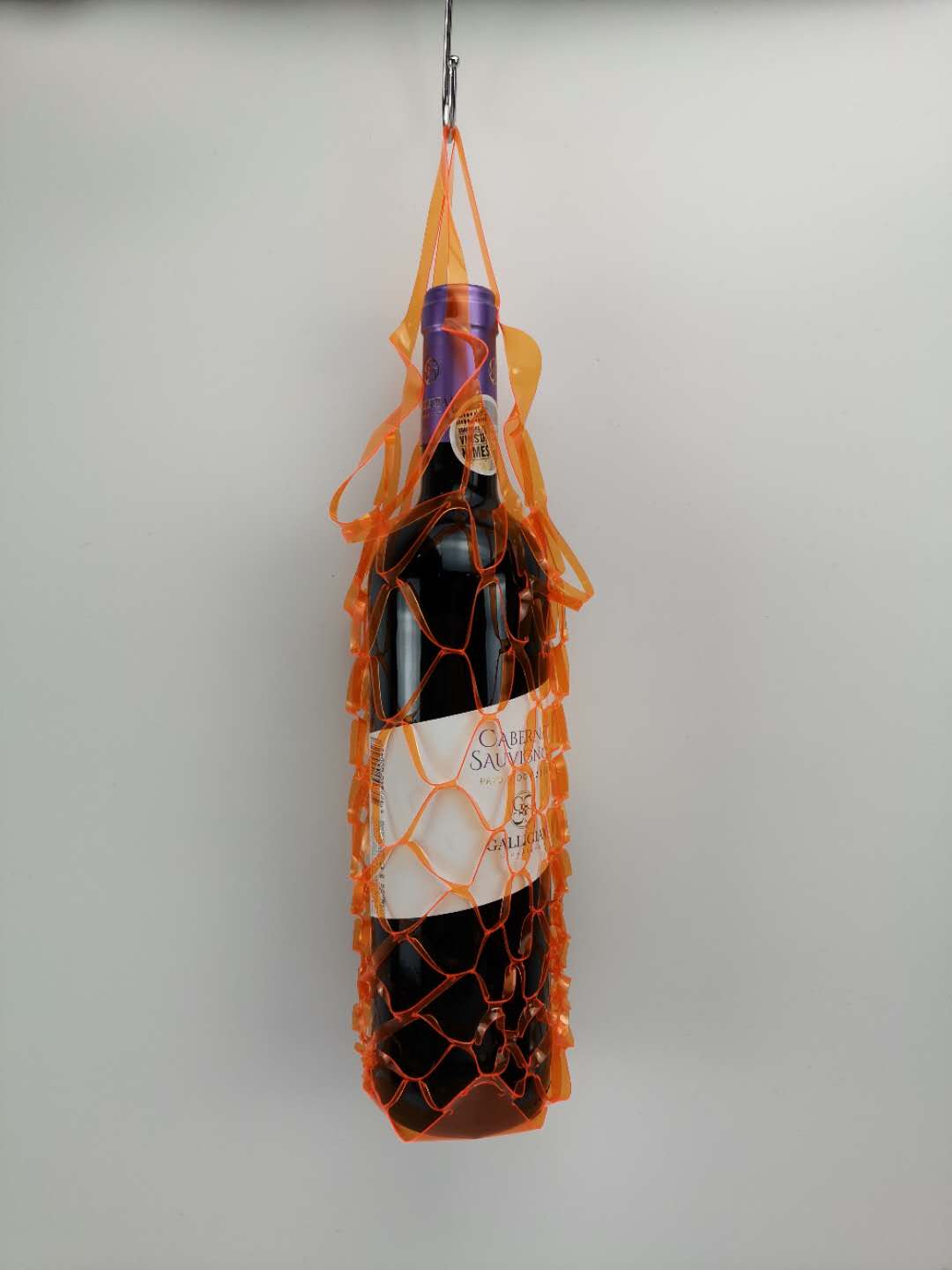 plastic wine carrier