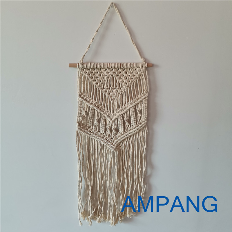 macrame plant hanger