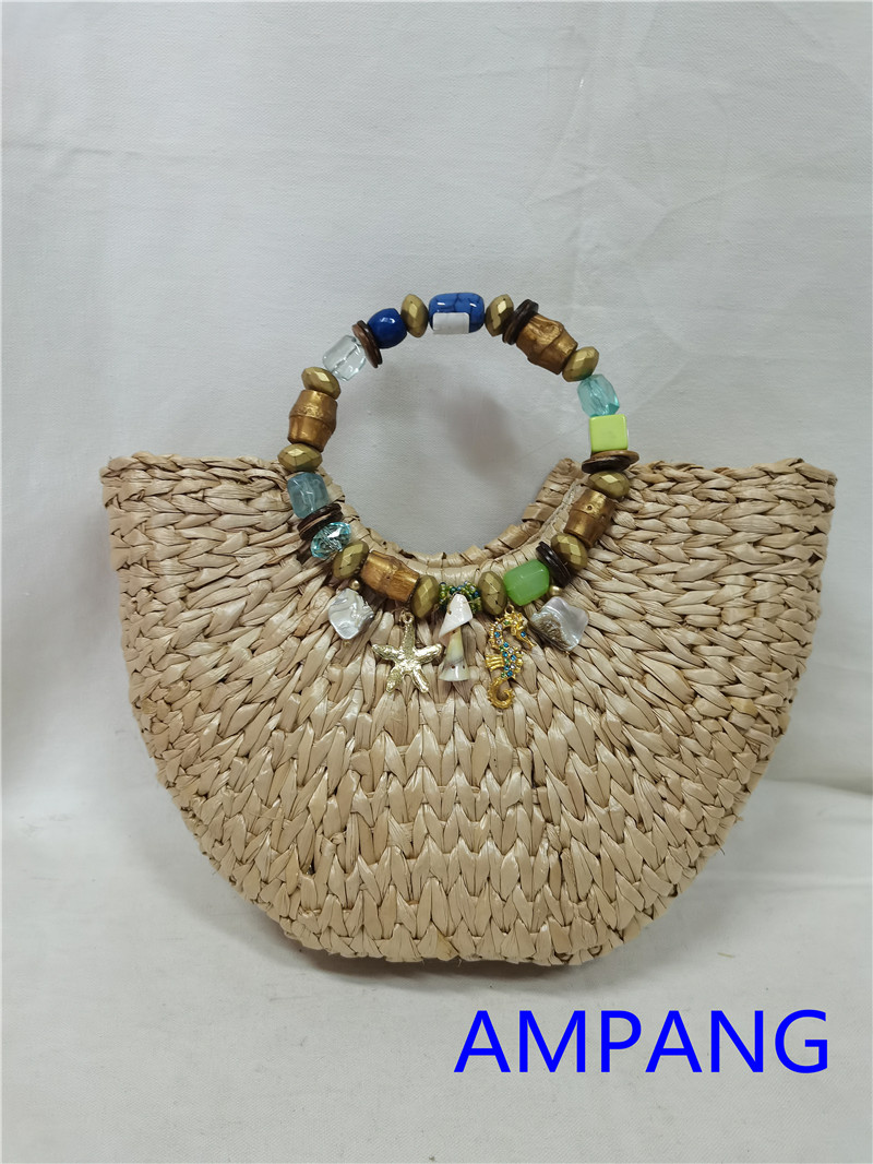 straw bags