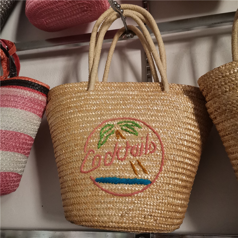 straw bags