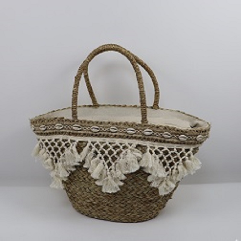 straw bags