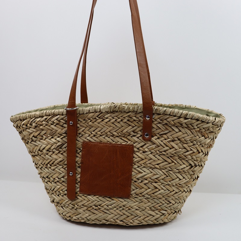 straw bags