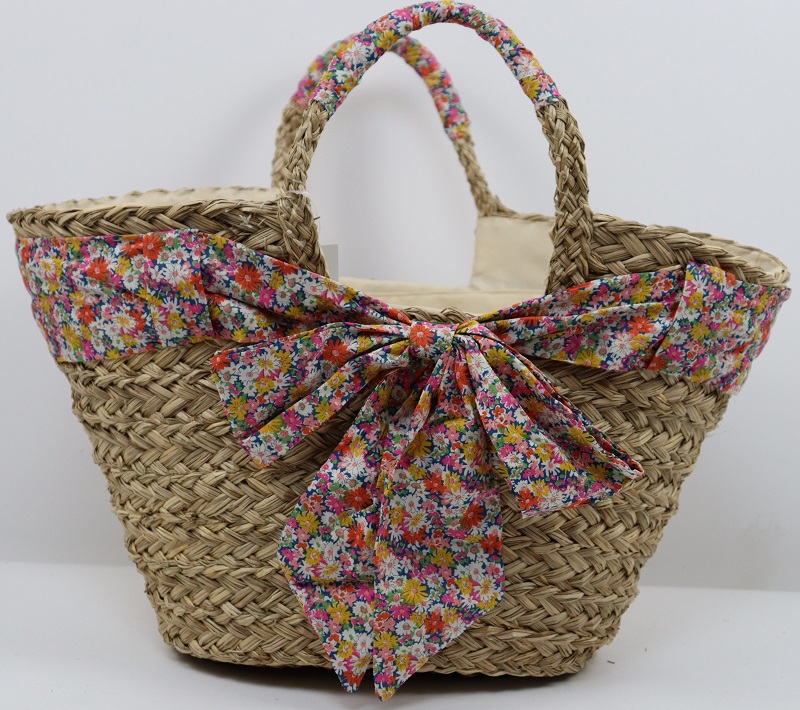 straw bags