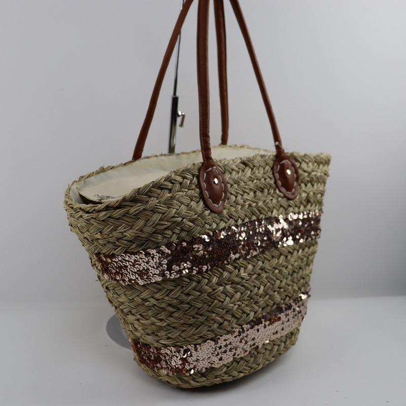 straw bags