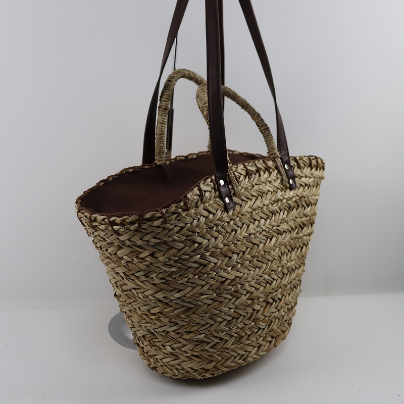 straw bags