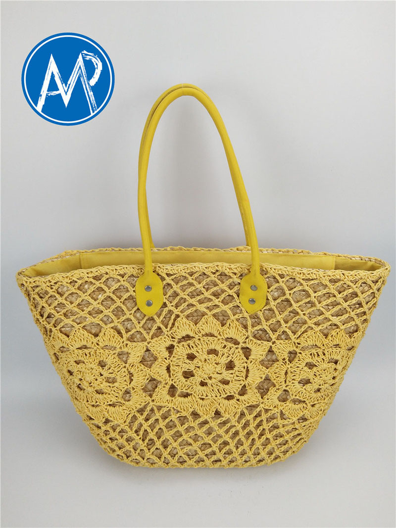 straw bags