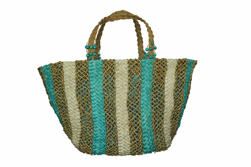 straw bags