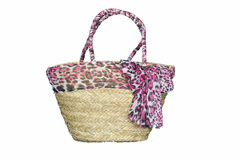 straw bags