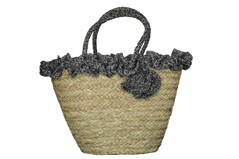 straw bags