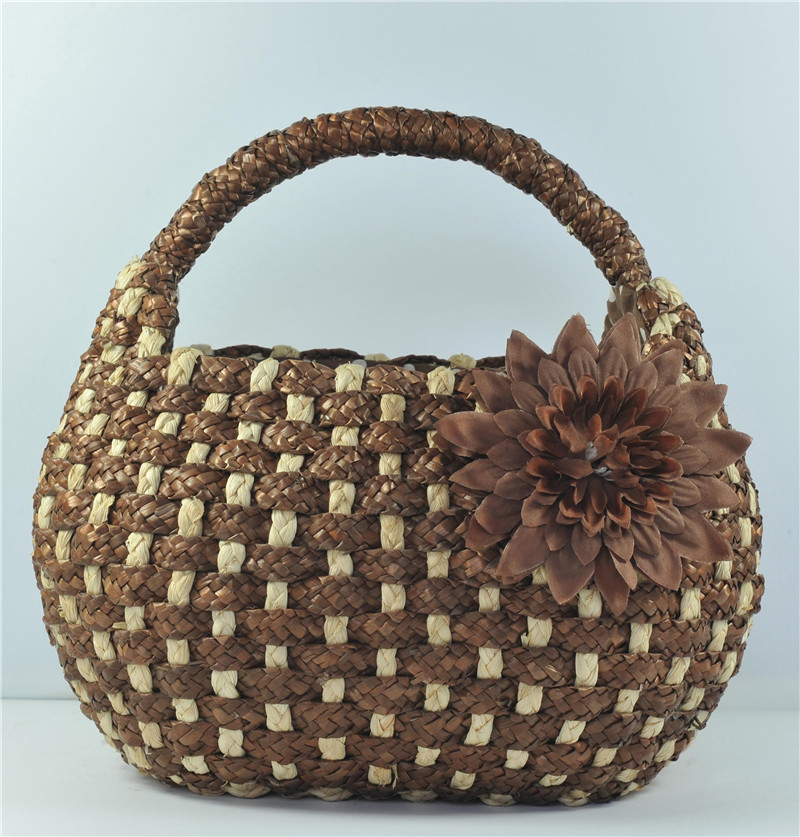 straw bags