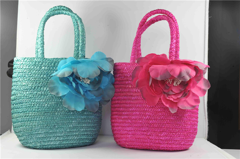 straw bags