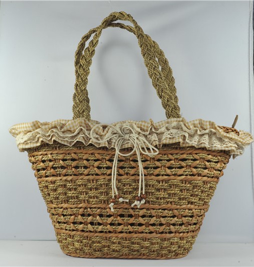 straw bags